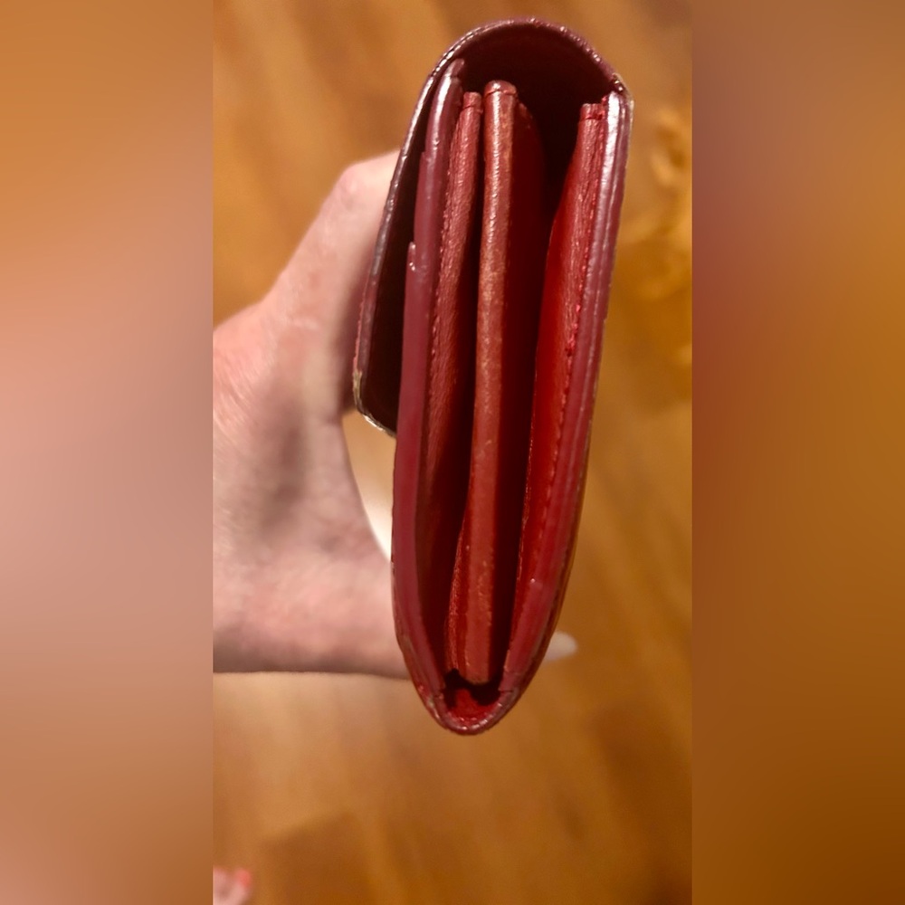 ✨ Louis Vuitton Vernis Sarah Wallet – Red Patent Leather ✨ - Picture 7 of 13
